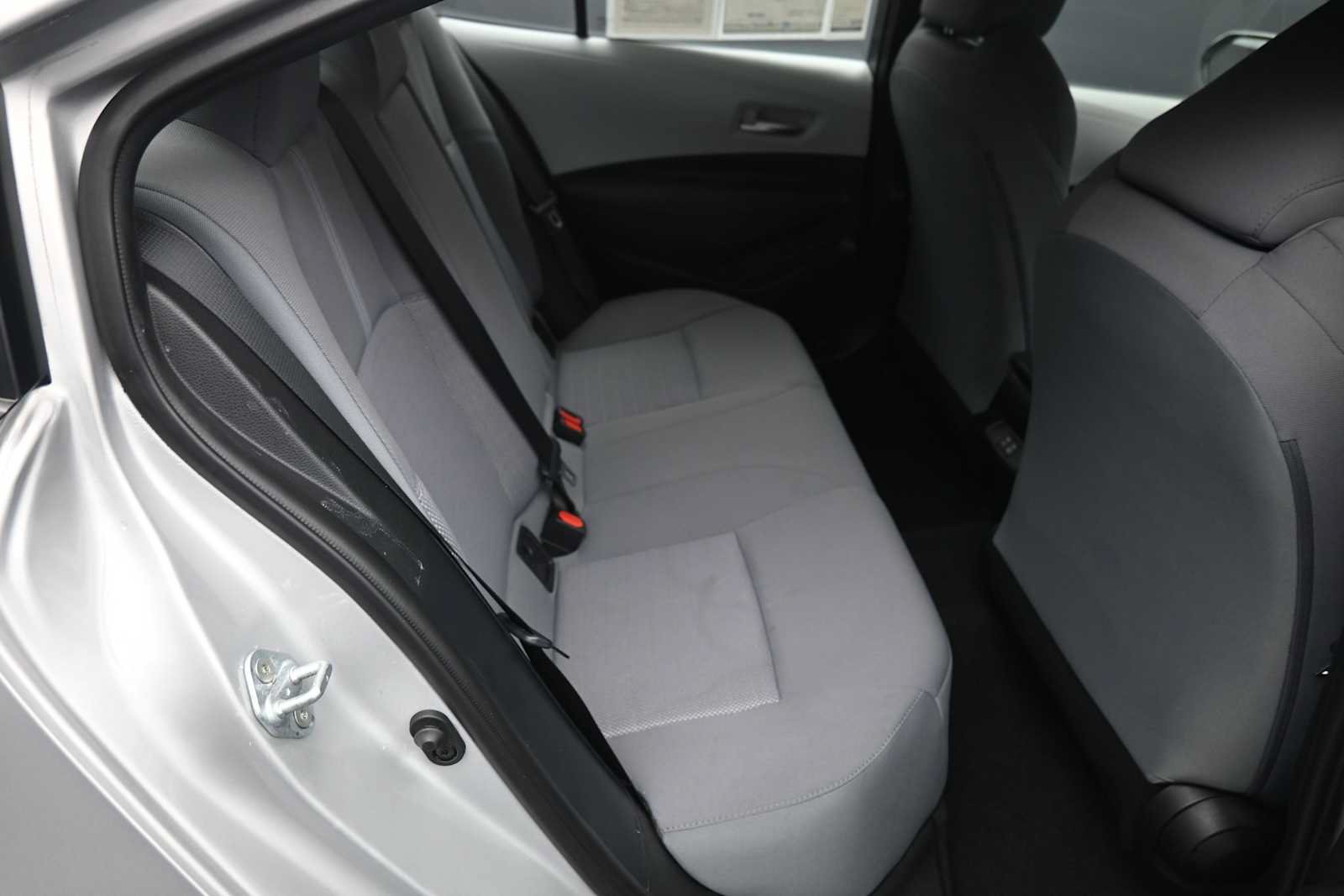 Certified 2024 Toyota Corolla SE FWD image 22