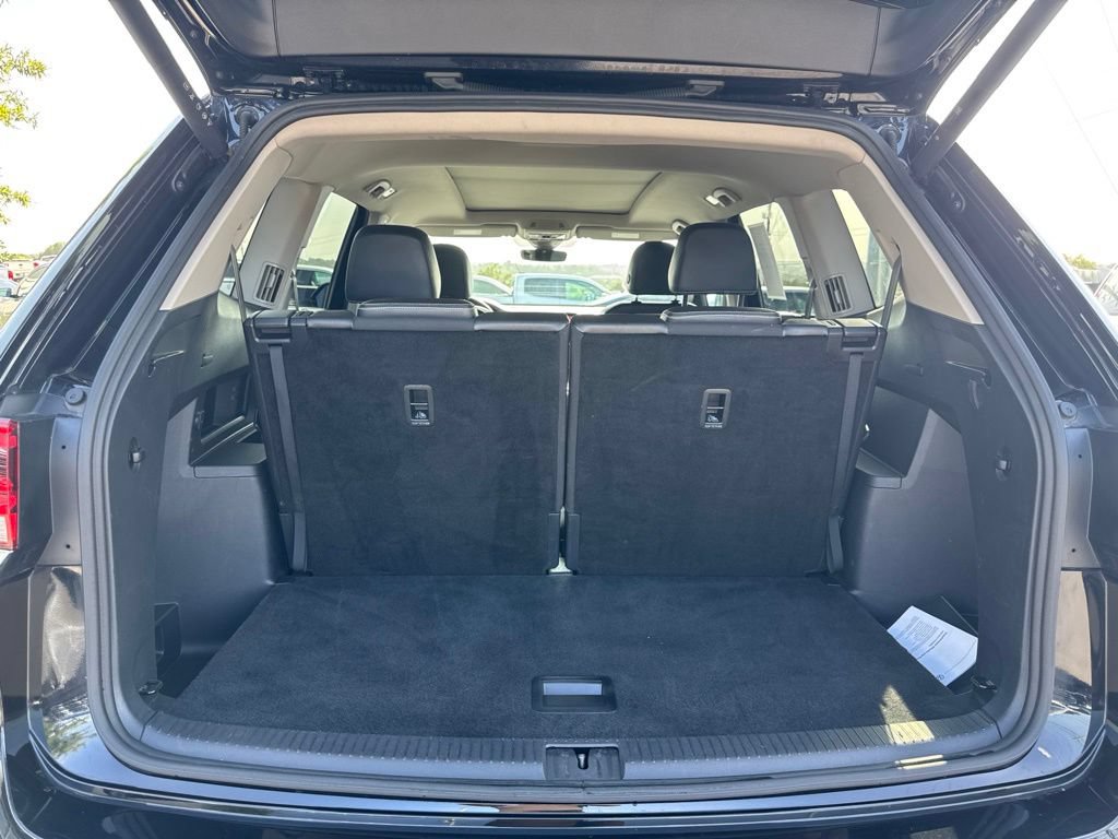 Used 2024 Volkswagen Atlas SE AWD/4WD image 25