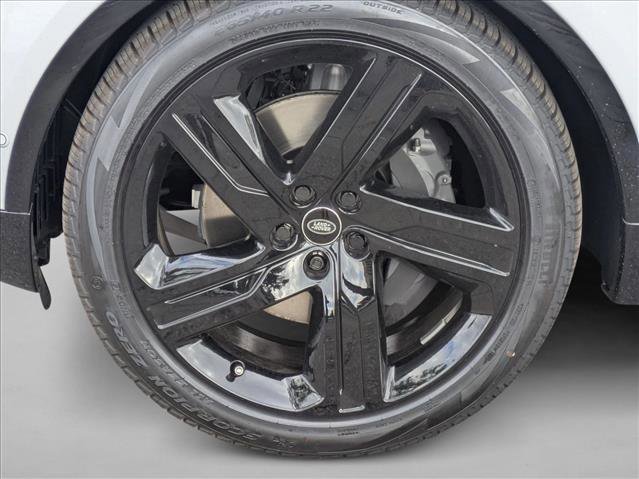 New 2026 Land Rover Discovery Limited Edition AWD/4WD image 10