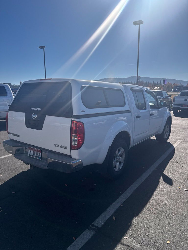 Used 2012 Nissan Frontier SV AWD/4WD image 5