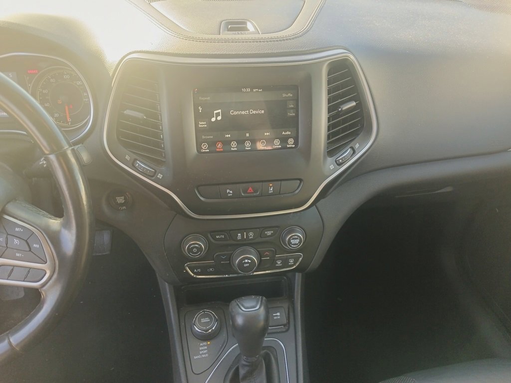 Used 2021 Jeep Cherokee Latitude Lux image 14