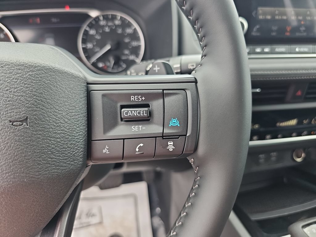 Used 2026 Nissan Rogue SV FWD image 18