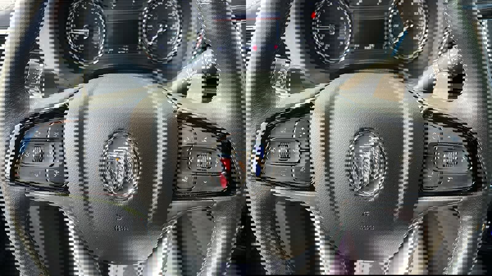 Used 2023 Buick Enclave Essence w/ Experience Buick Package image 11