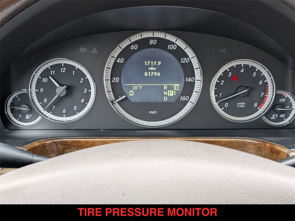 Used 2011 Mercedes-Benz E 350 4MATIC Sedan image 8