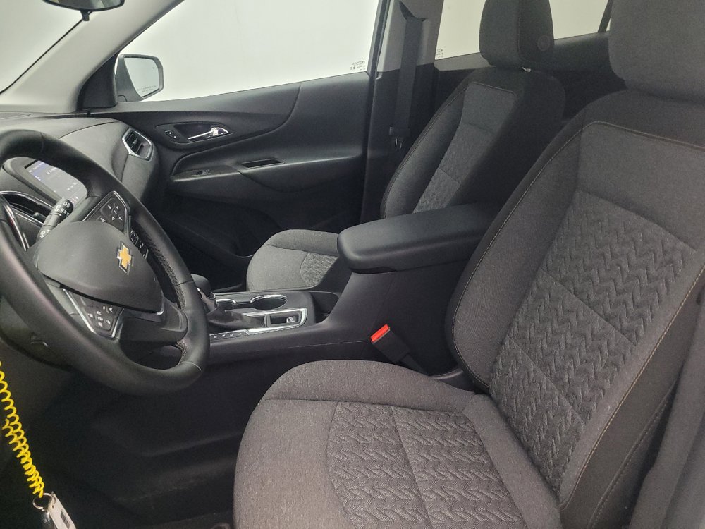 Used 2024 Chevrolet Equinox LT w/ LPO, Floor Liner Package FWD image 17