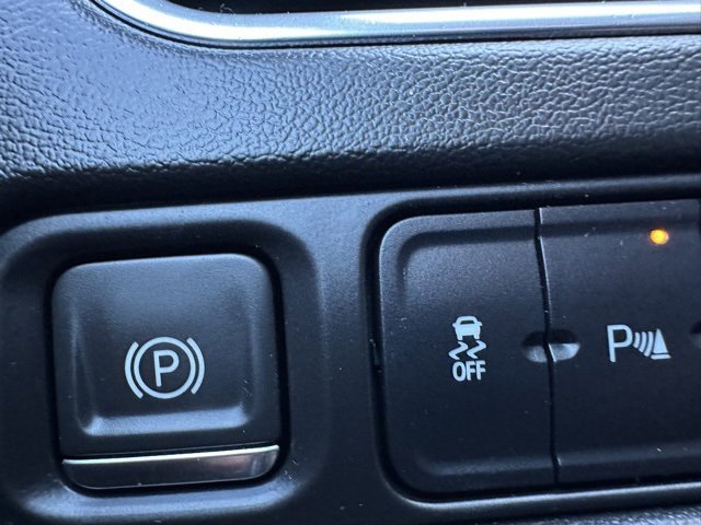 Used 2021 Chevrolet Suburban LT image 41