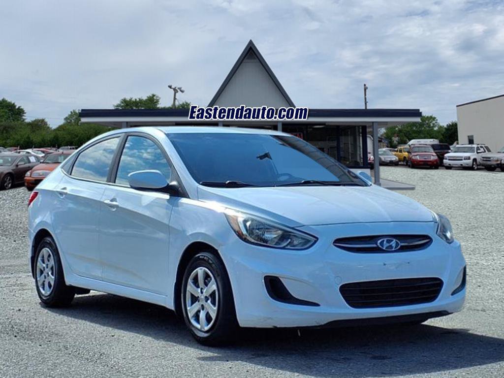 Used 2016 Hyundai Accent SE w/ Option Group 02