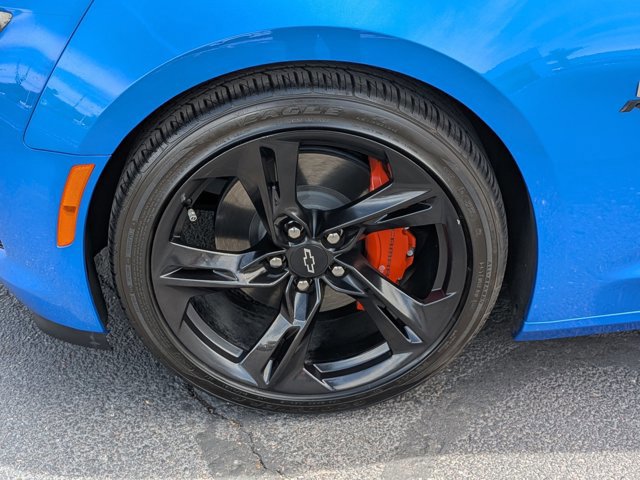 Certified 2024 Chevrolet Camaro LT w/ RS Package RWD image 29