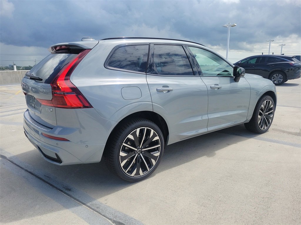 New 2026 Volvo XC60 T8 Ultra w/ Protection Package Premier image 2