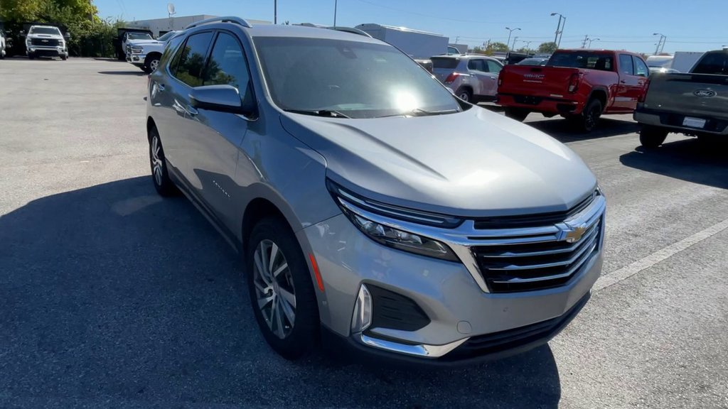 Used 2024 Chevrolet Equinox Premier AWD/4WD image 4