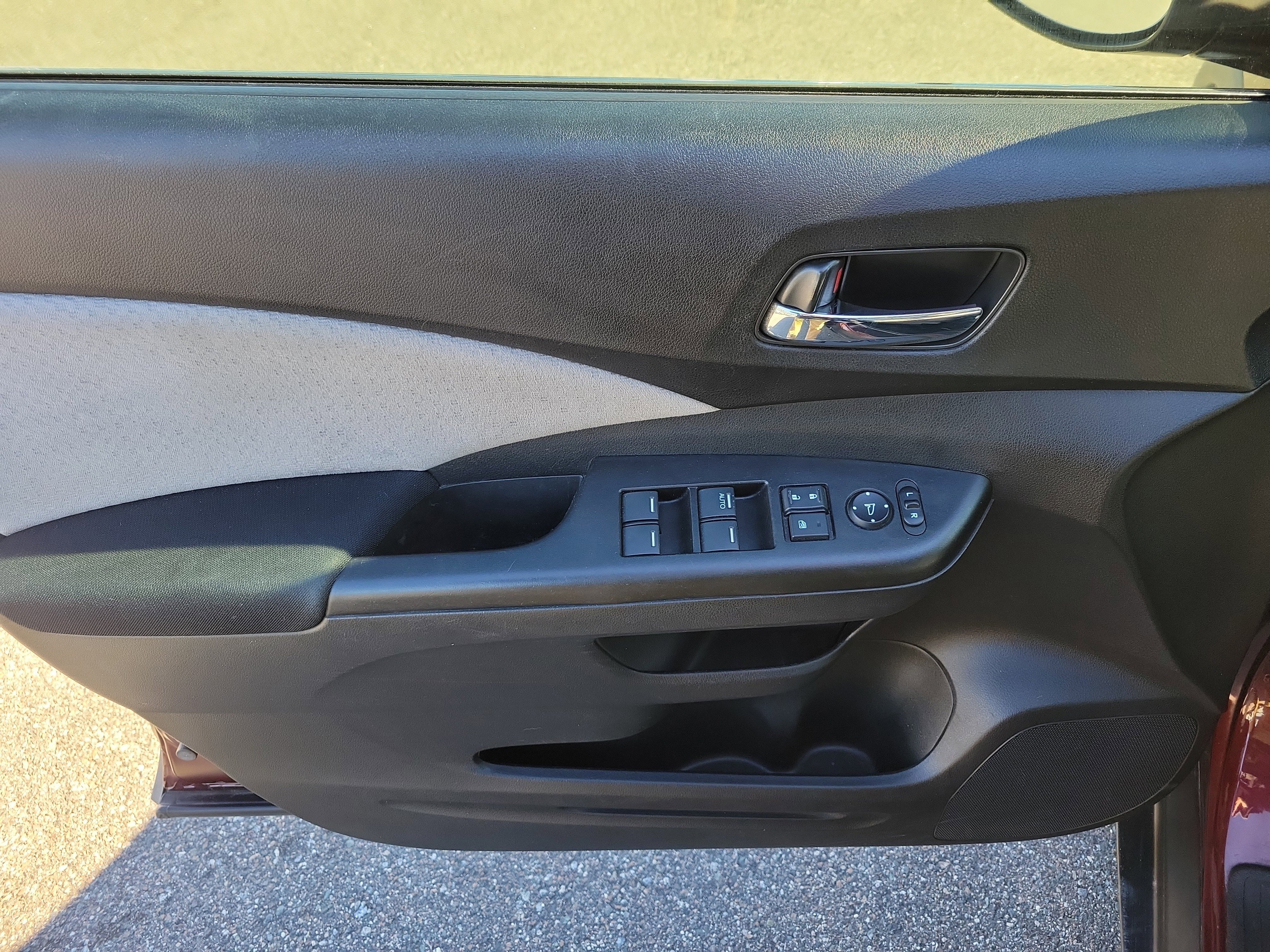 Used 2015 Honda CR-V EX image 20