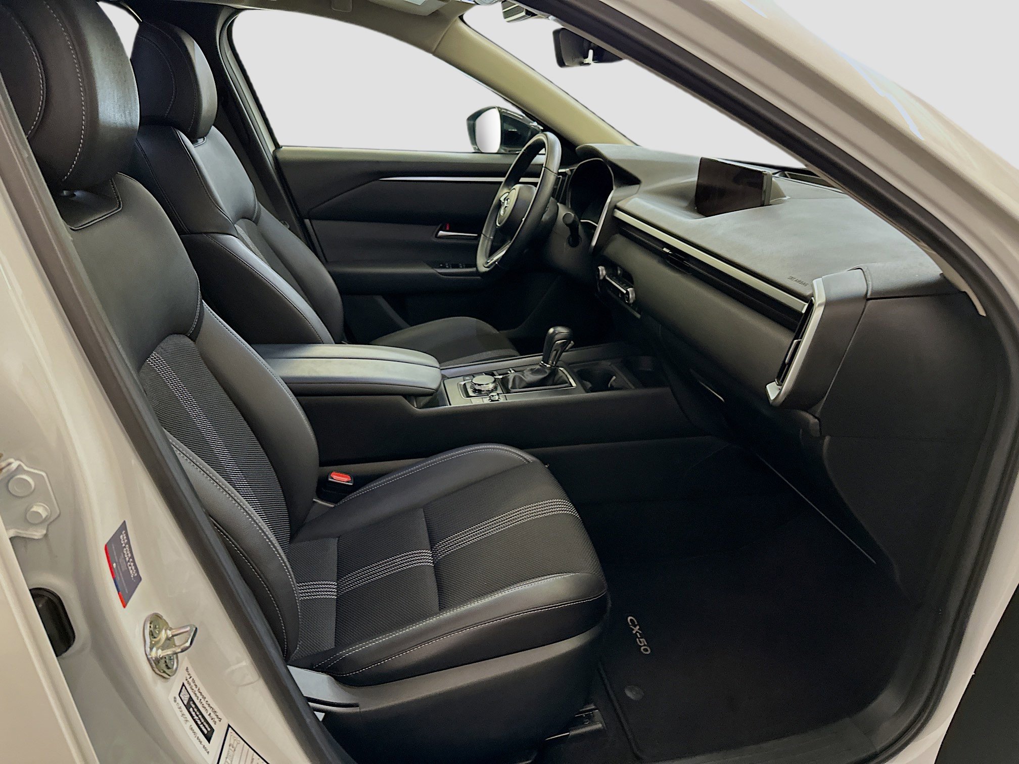 Used 2025 MAZDA CX-50 AWD 2.5 S w/ Preferred Package image 33