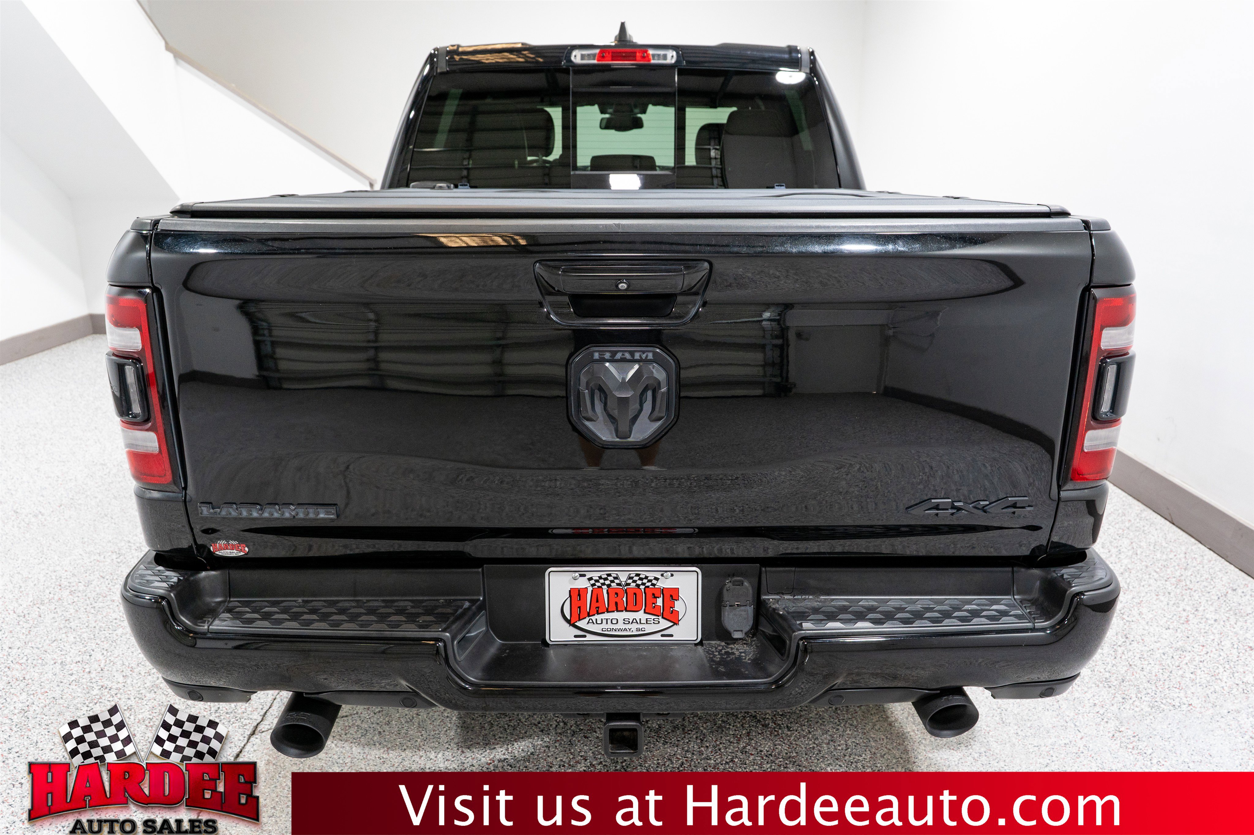 Used 2019 RAM 1500 Laramie AWD/4WD image 4