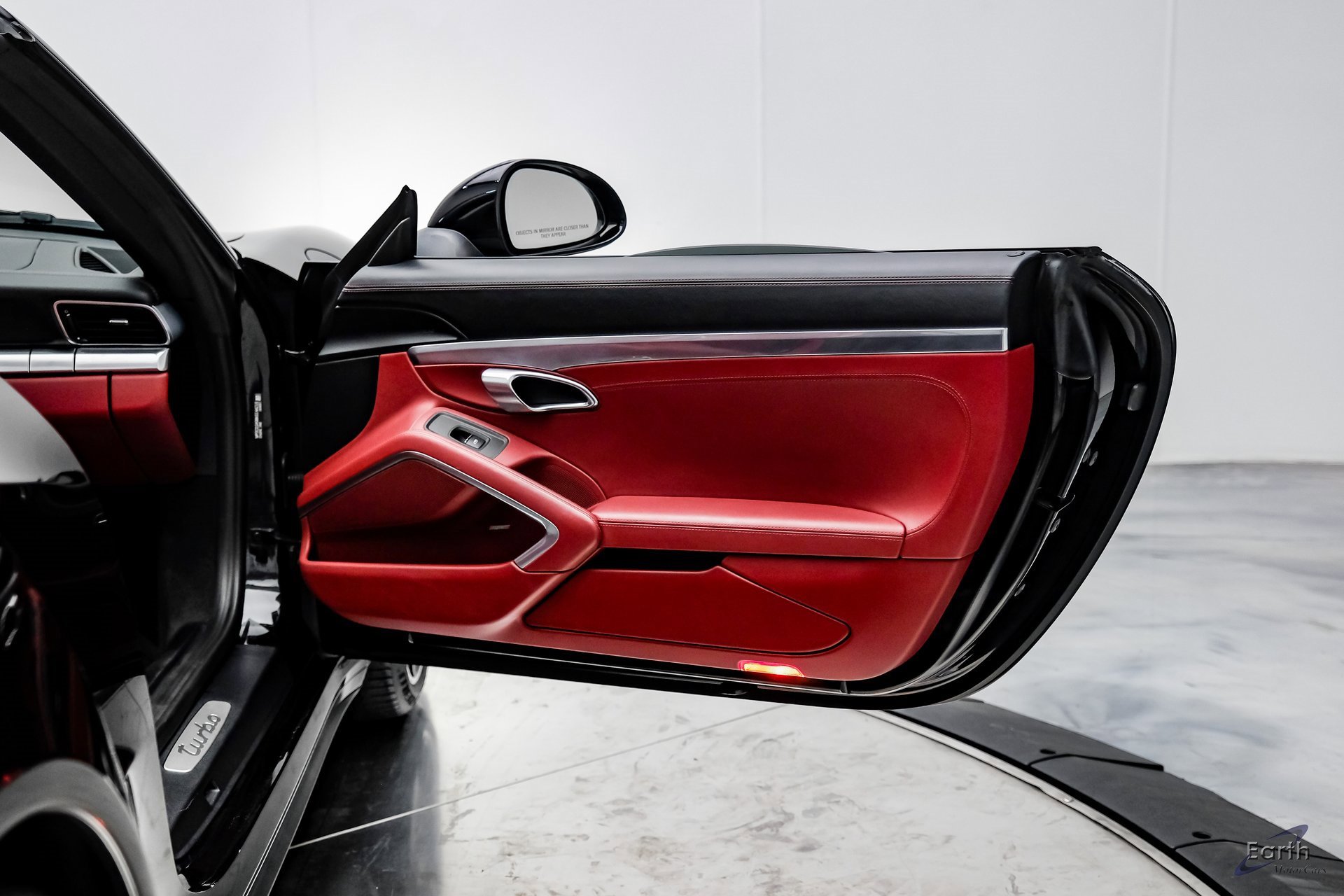 Used 2019 Porsche 911 Turbo image 80