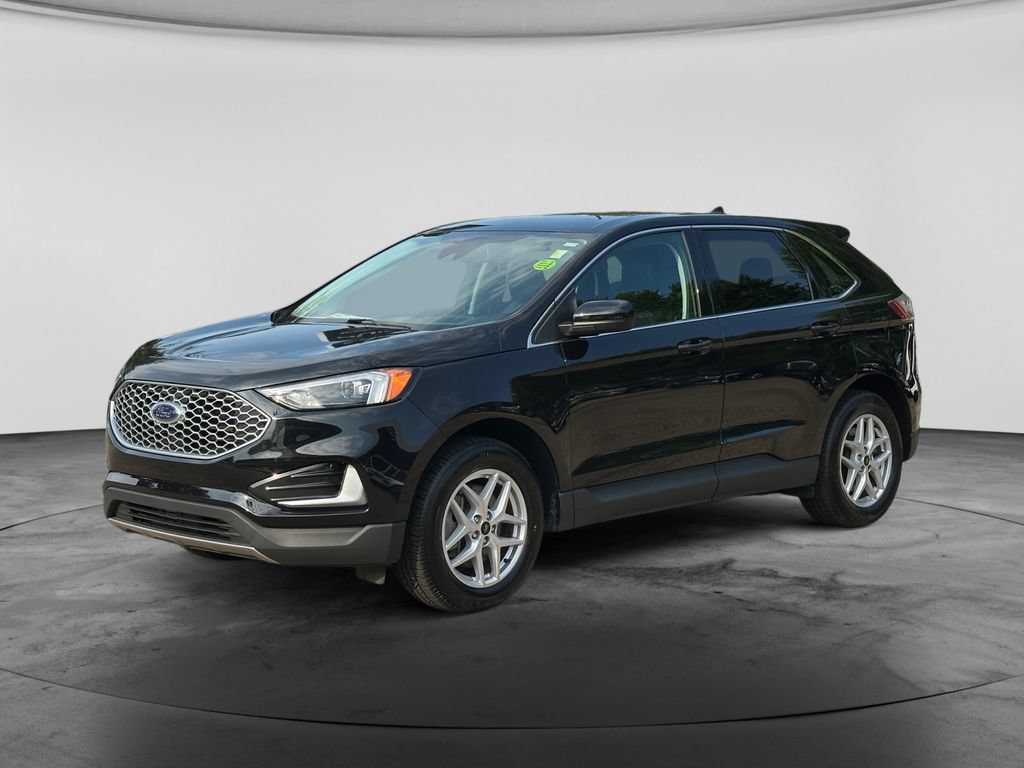 Used 2024 Ford Edge SEL AWD/4WD image 3