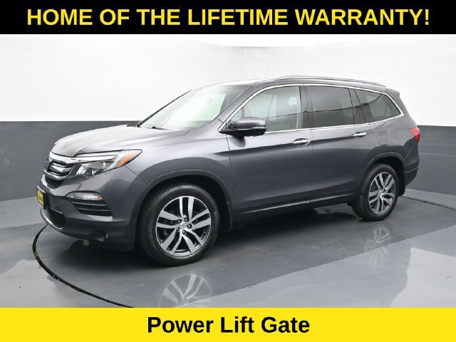 Used 2017 Honda Pilot Touring image 10