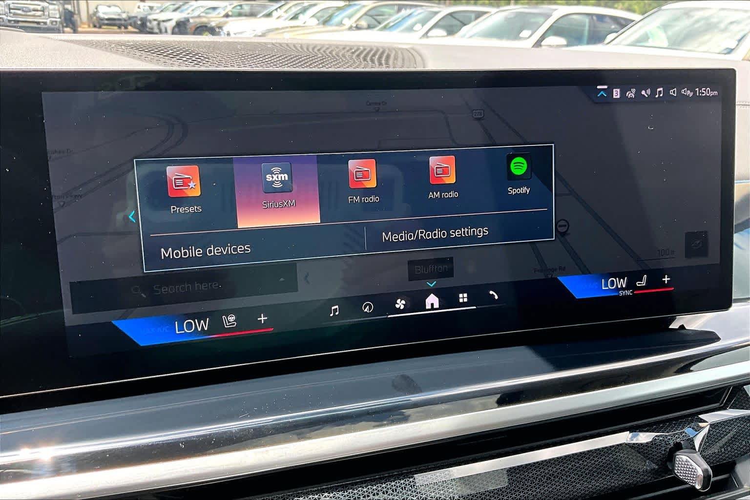 Used 2024 BMW X7 xDrive40i w/ Executive Package AWD/4WD image 37