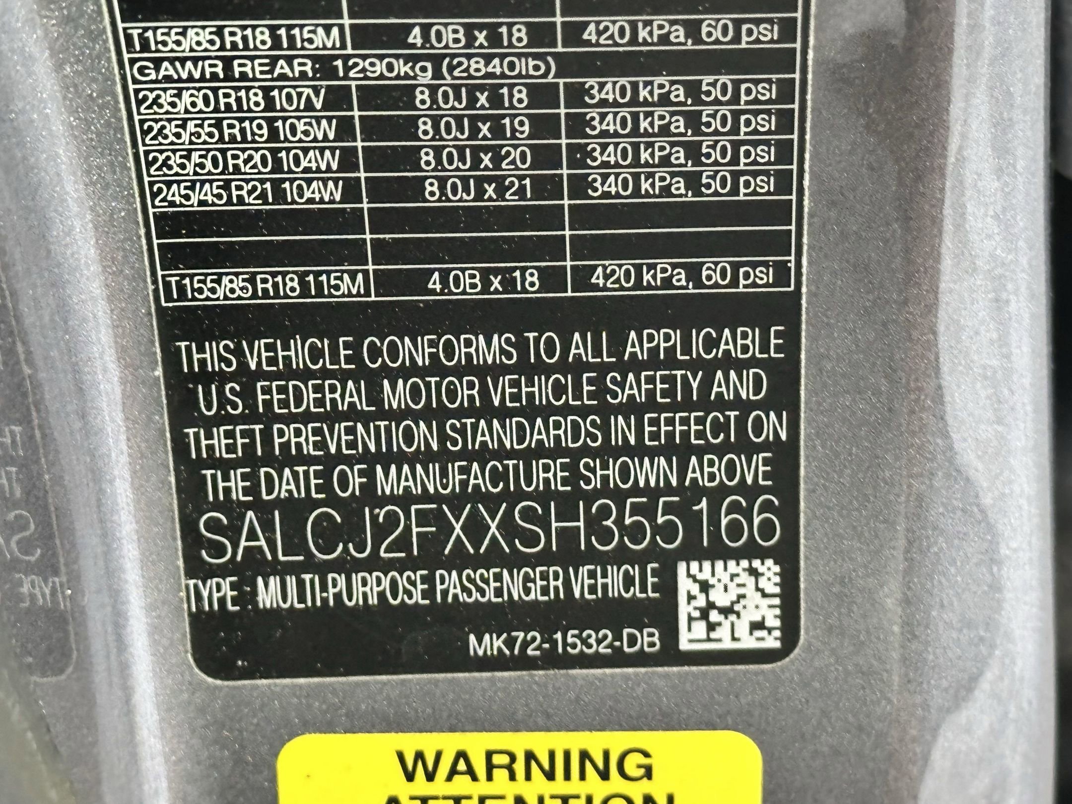 Certified 2025 Land Rover Discovery Sport S image 17