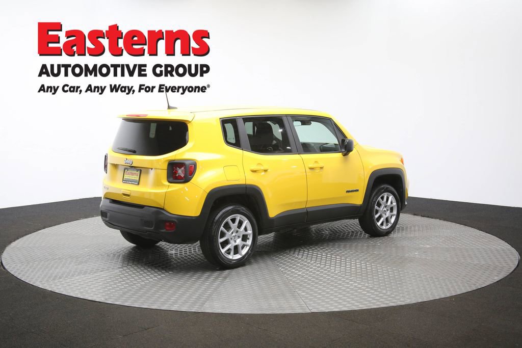 Used 2023 Jeep Renegade Latitude image 41