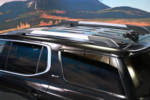 Used 2023 GMC Acadia SLT image 13