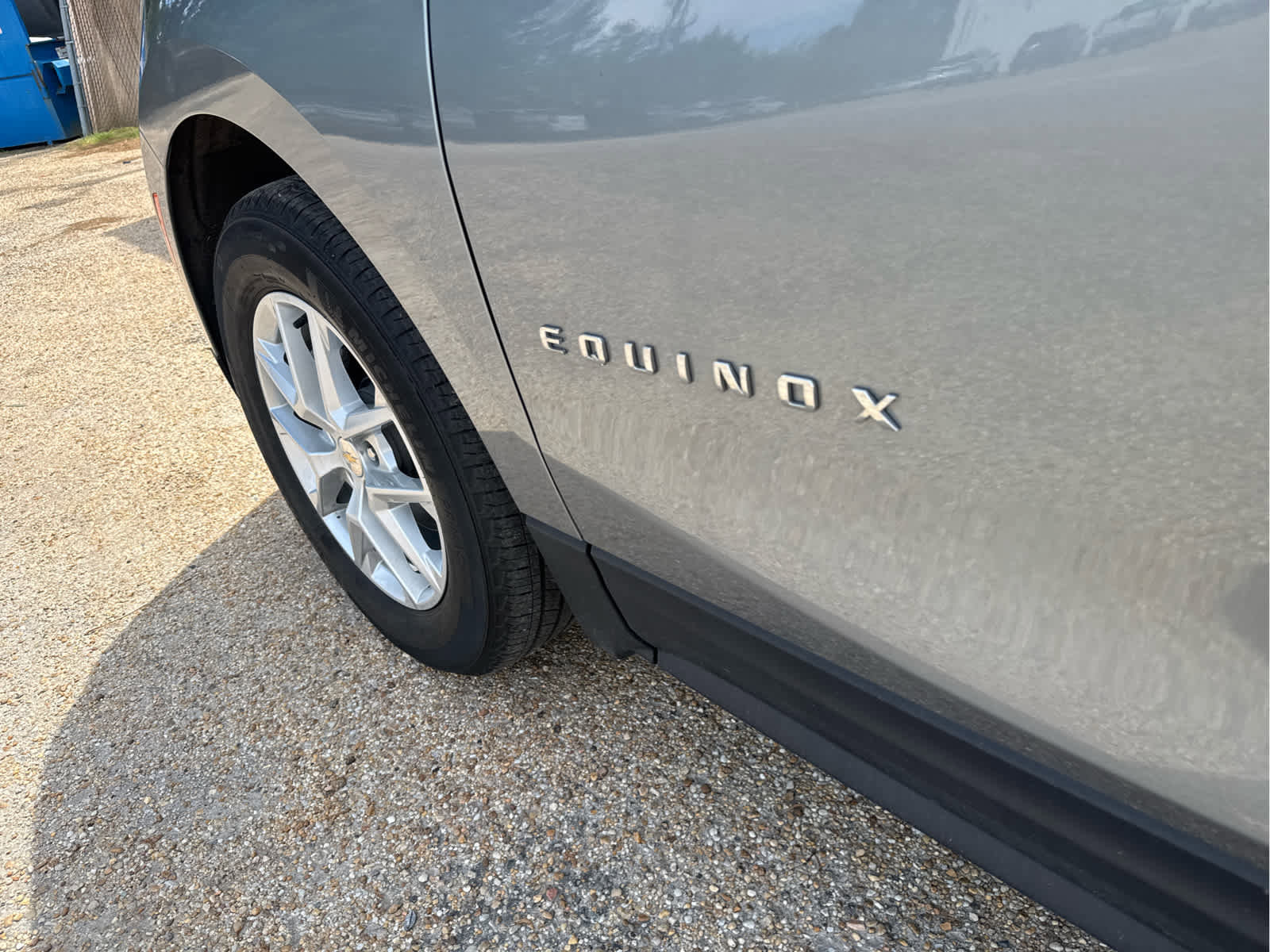 Used 2023 Chevrolet Equinox LT w/ Driver Convenience Package FWD image 14
