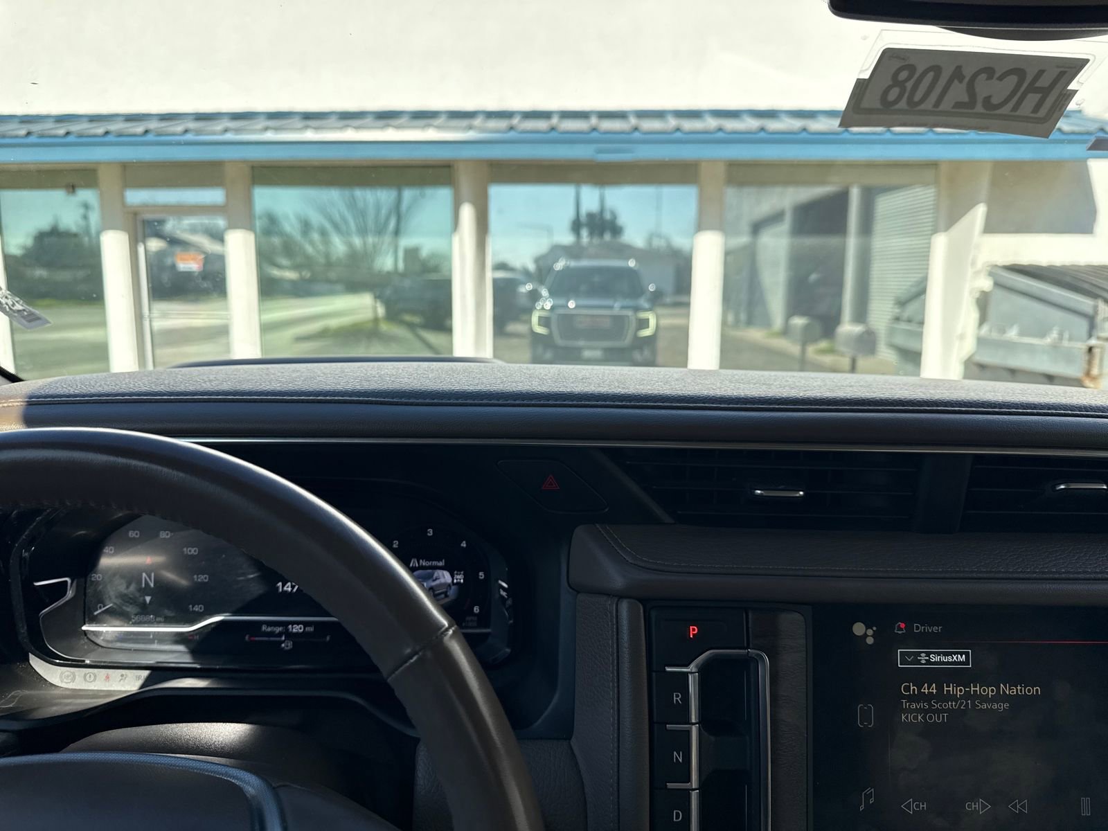 Used 2023 GMC Yukon Denali image 17