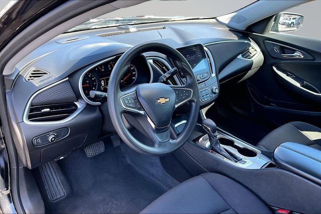 Used 2023 Chevrolet Malibu LT image 16