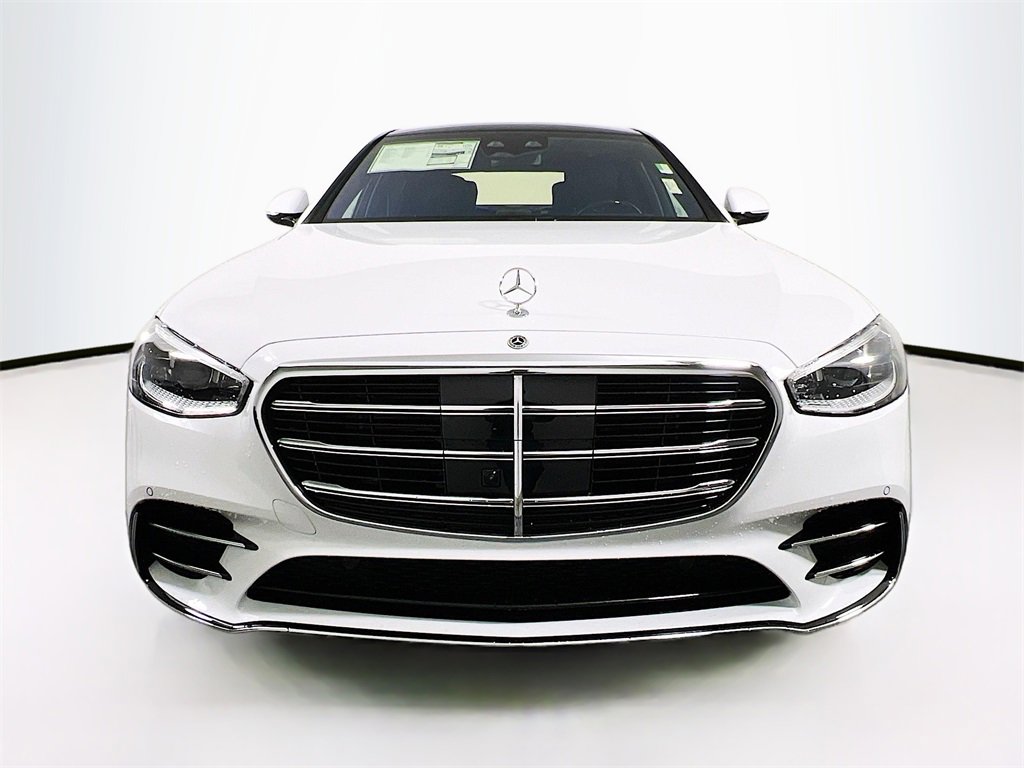 New 2025 Mercedes-Benz S 580 4MATIC Sedan image 2
