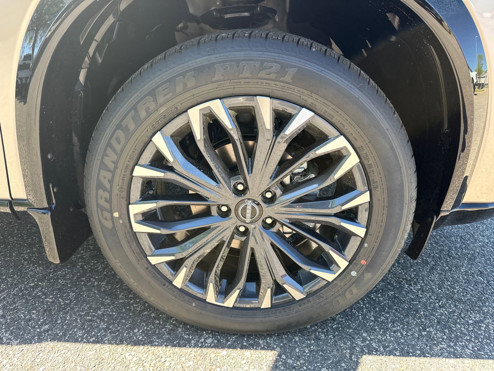 New 2026 Nissan Rogue Platinum w/ Platinum Premium Package image 10