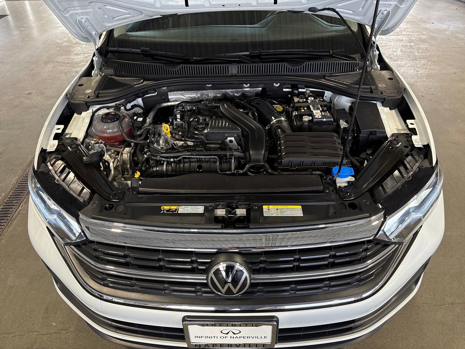 Used 2023 Volkswagen Jetta SE w/ Panoramic Sunroof Package image 22