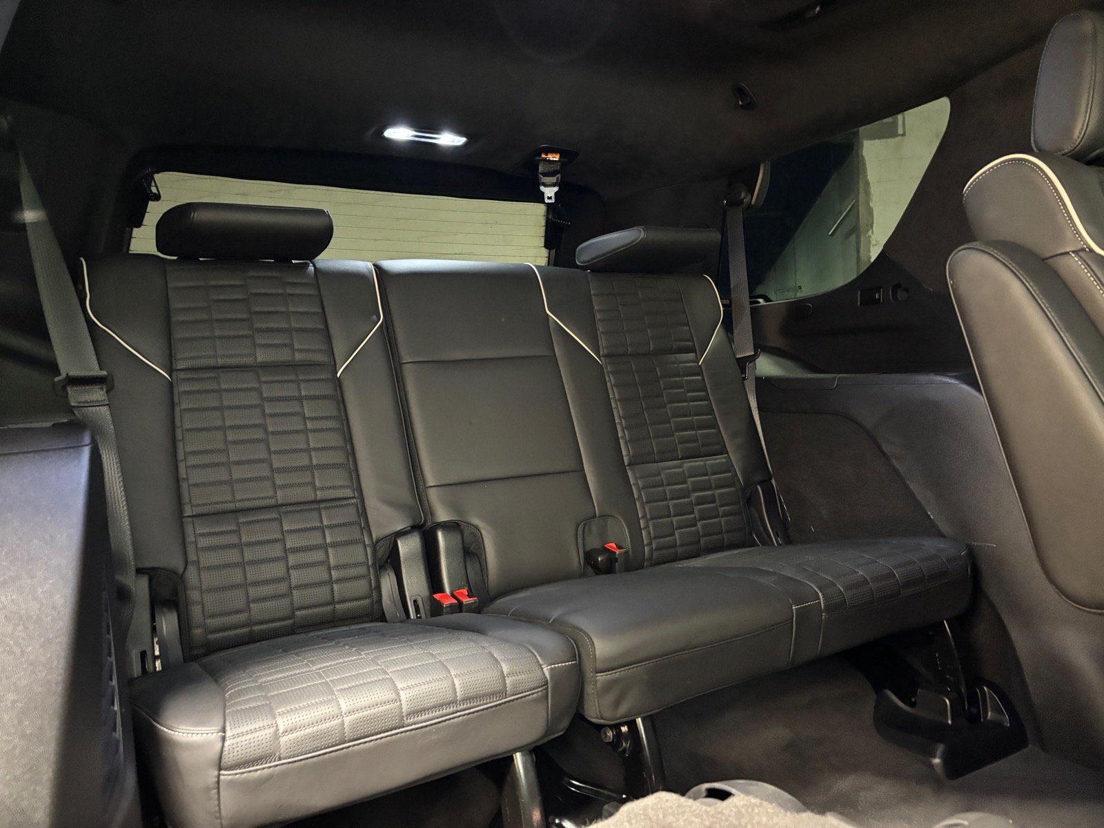 Used 2023 Cadillac Escalade Sport Platinum w/ LPO, ONYX Package AWD/4WD image 42