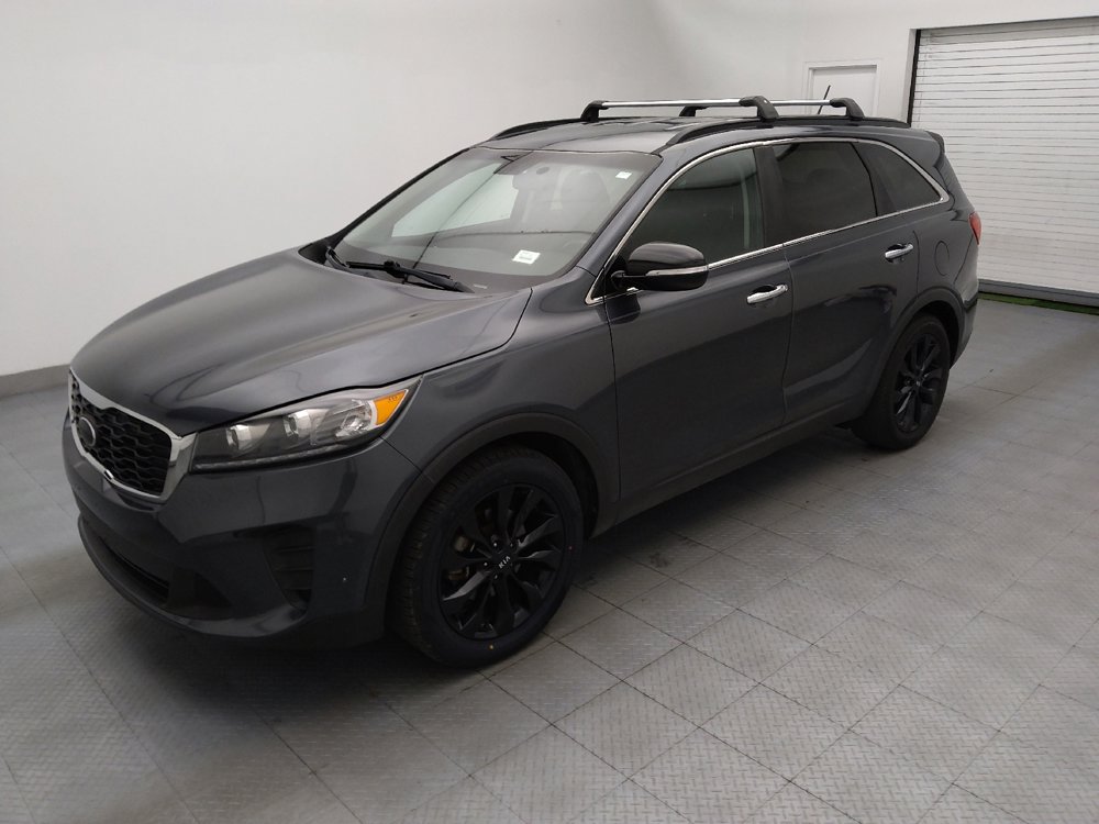 Used 2019 Kia Sorento S FWD image 2