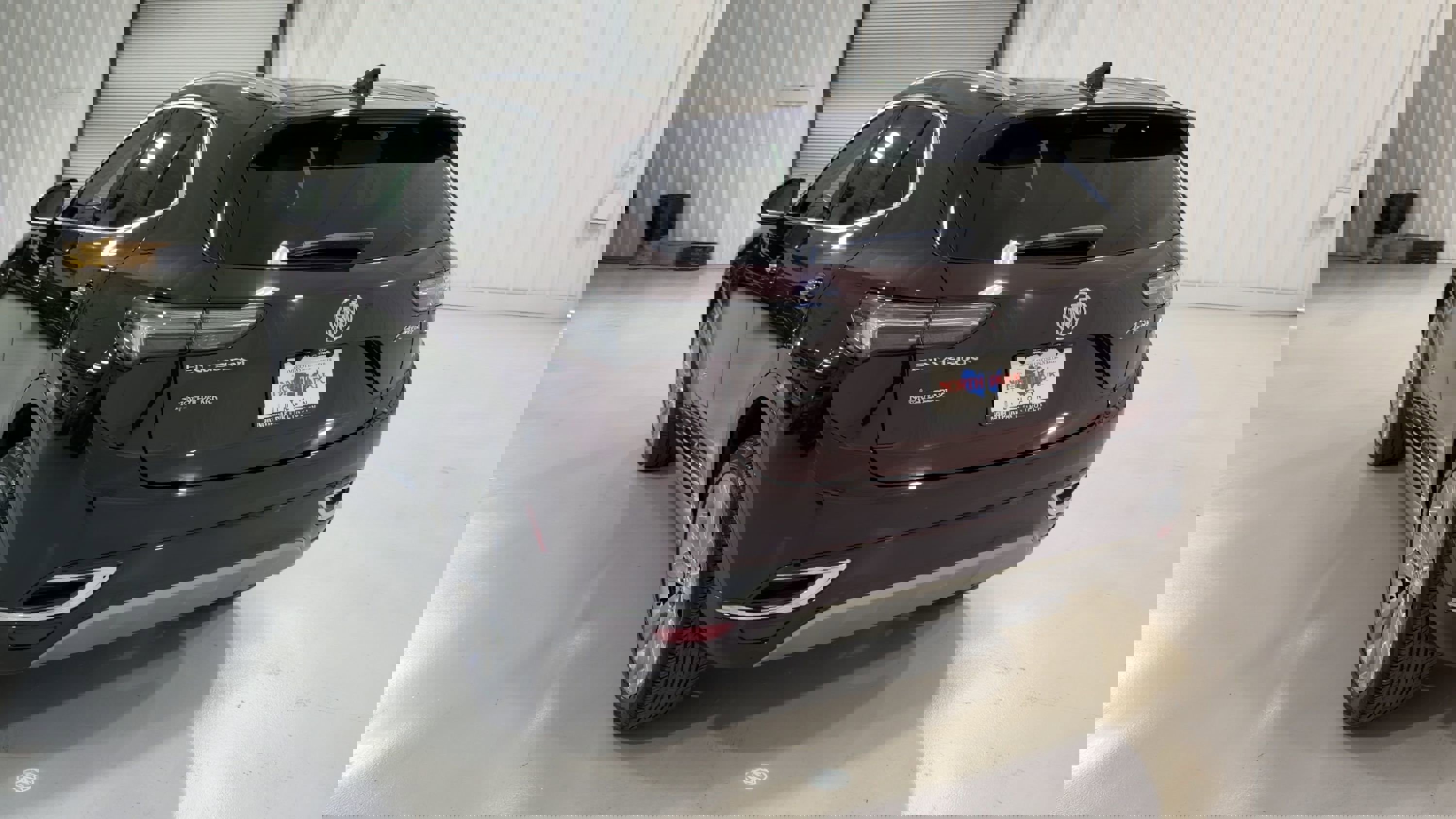 Used 2023 Buick Envision Avenir image 8