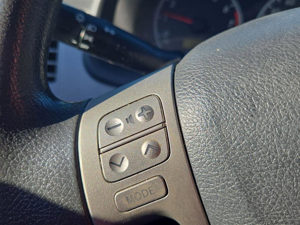 Used 2013 Toyota Corolla LE FWD image 22