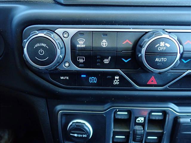 Used 2023 Jeep Wrangler Unlimited w/ Cold Weather Group AWD/4WD image 18