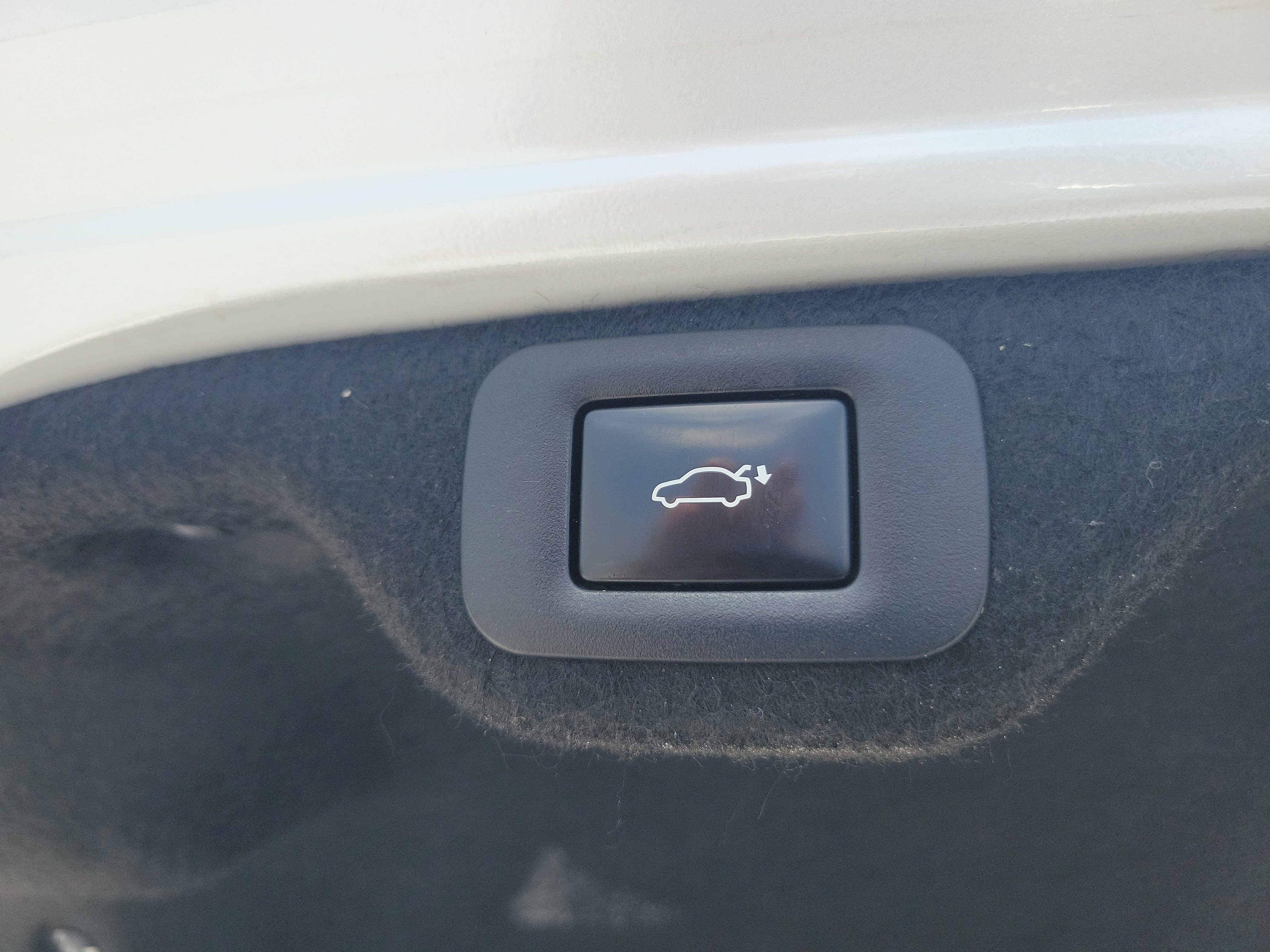 Certified 2024 Lexus ES 350 w/ Technology Package FWD image 10