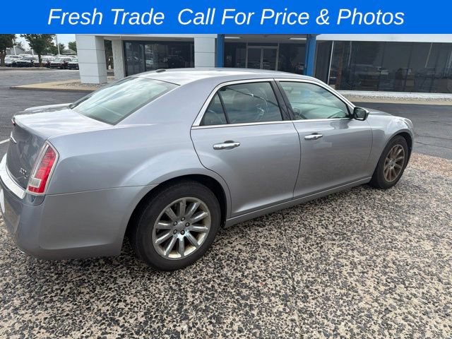 Used 2014 Chrysler 300 C RWD image 5