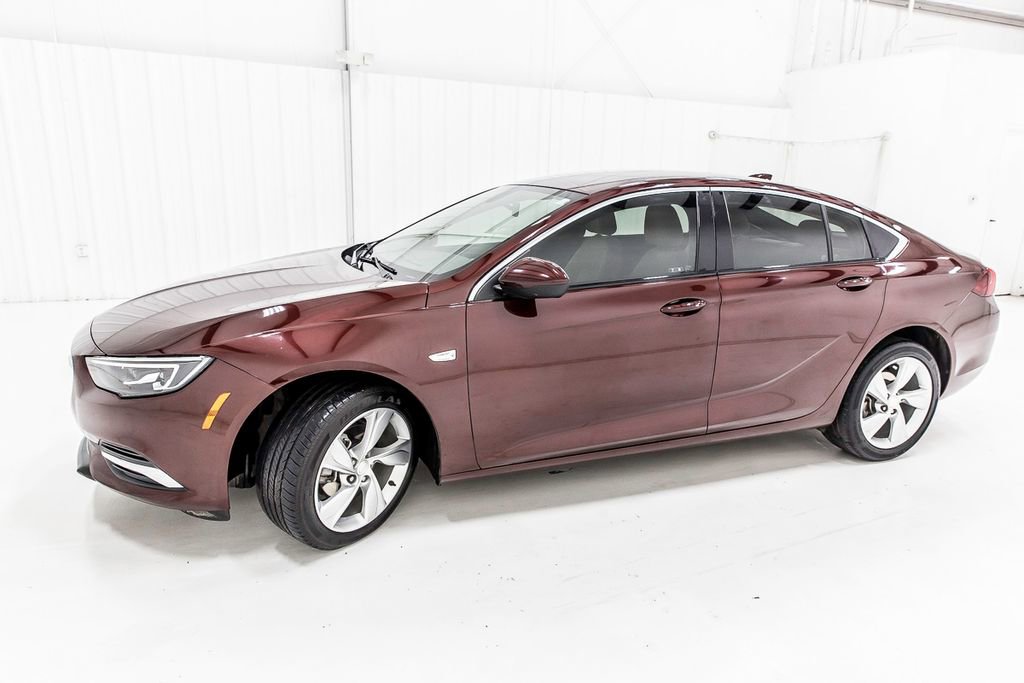 Used 2019 Buick Regal Preferred w/ Driver Confidence Package I image 3