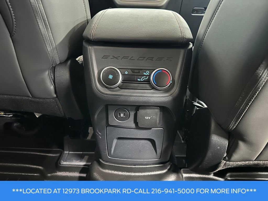 Used 2025 Ford Explorer Active w/ Active Comfort Package AWD/4WD image 24