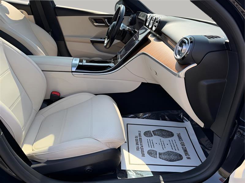 Used 2022 Mercedes-Benz C 300 Sedan w/ Exclusive Trim Package image 19
