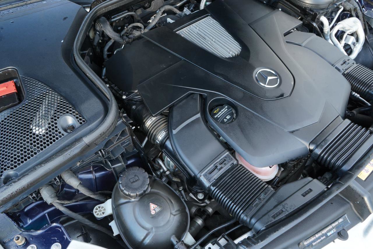 Used 2019 Mercedes-Benz E 450 4MATIC Wagon w/ Premium Package image 78