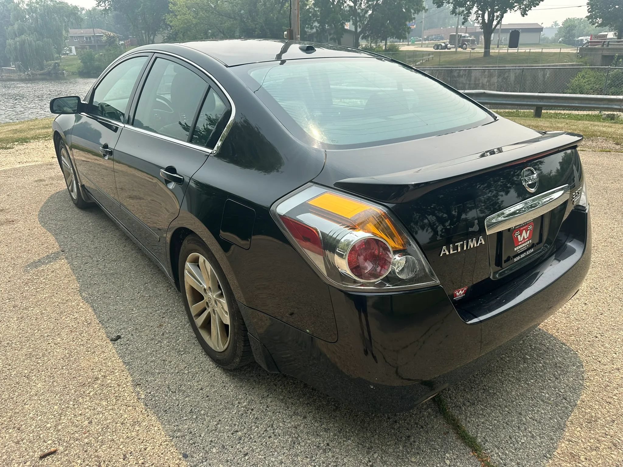 Used 2012 Nissan Altima 3.5 SR w/ Sport Pkg FWD image 8