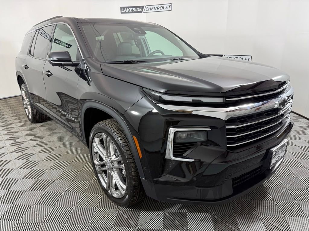 New 2025 Chevrolet Traverse LT w/ Enhanced Driving Package image 8