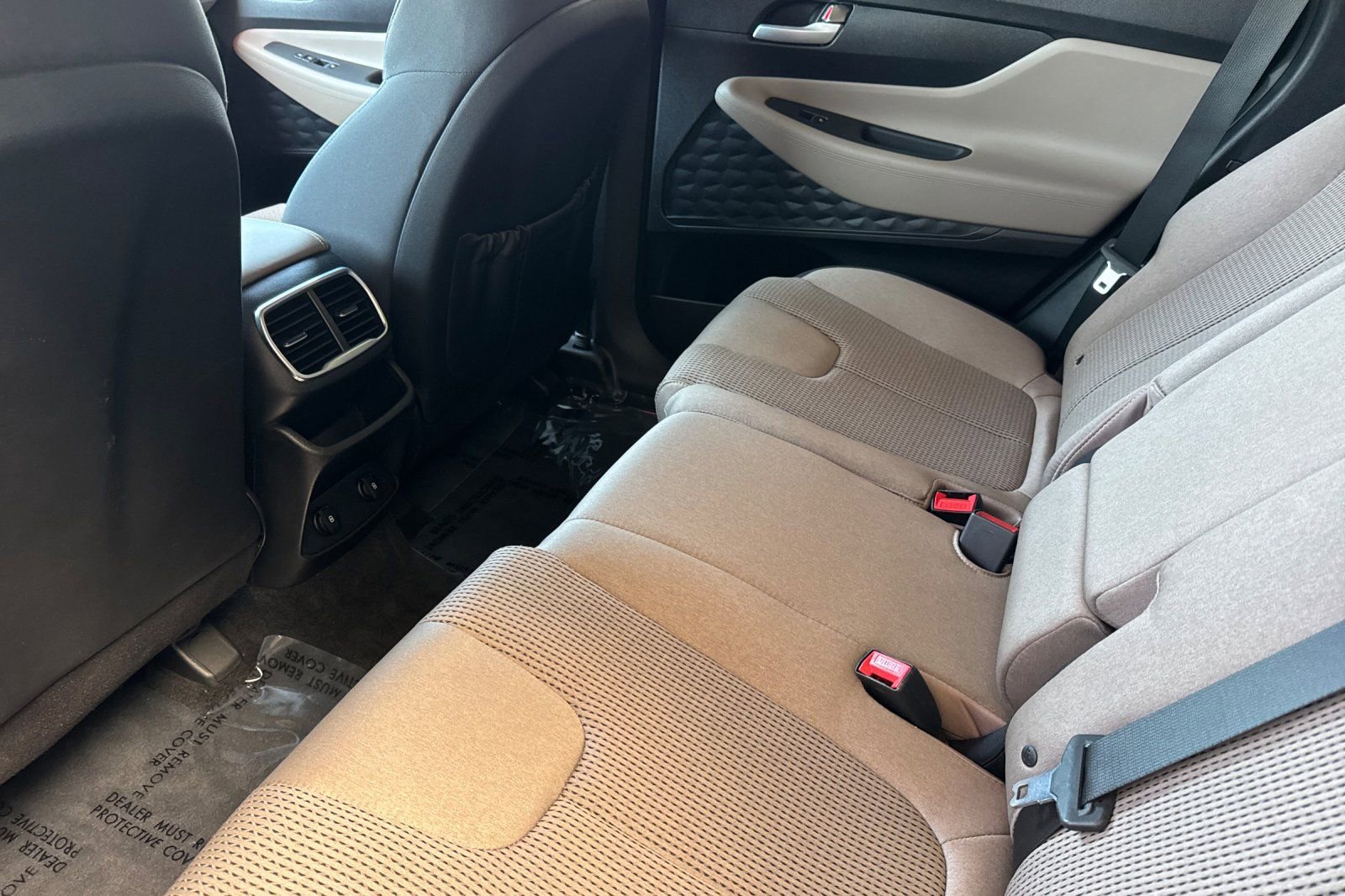 Used 2019 Hyundai Santa Fe SE FWD image 15