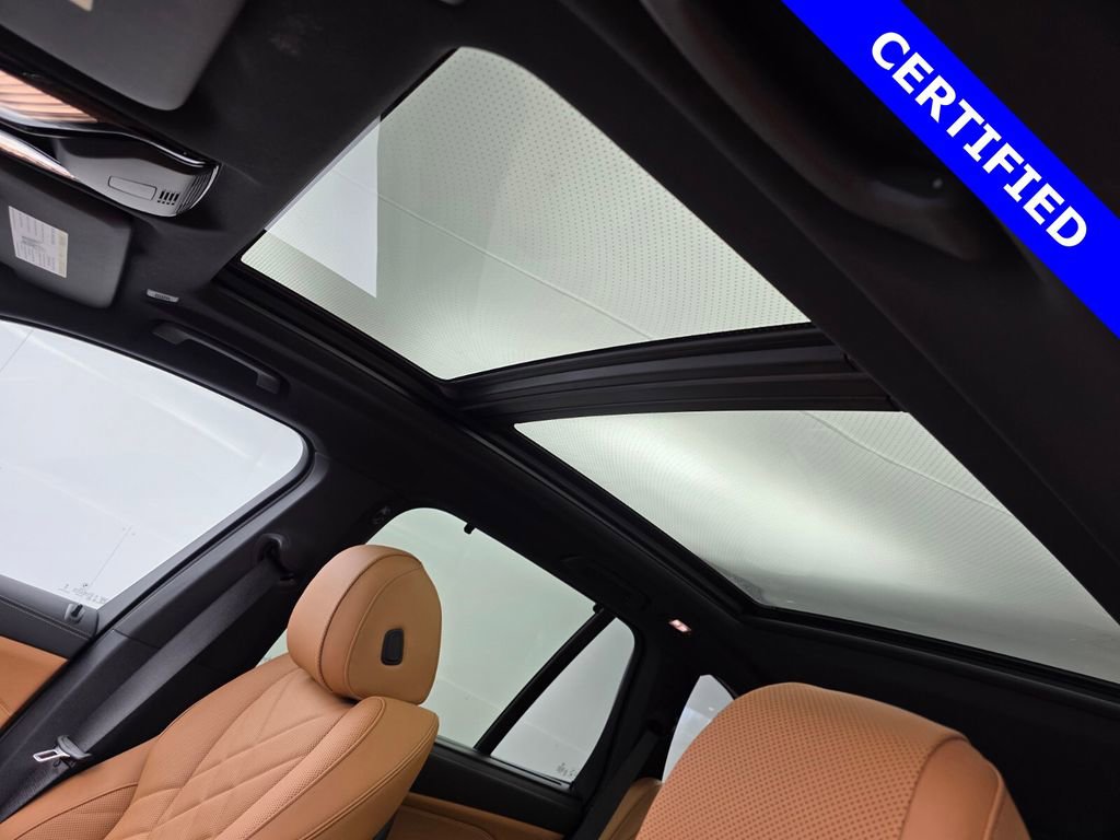 Certified 2026 BMW X5 xDrive40i w/ Executive Package image 12