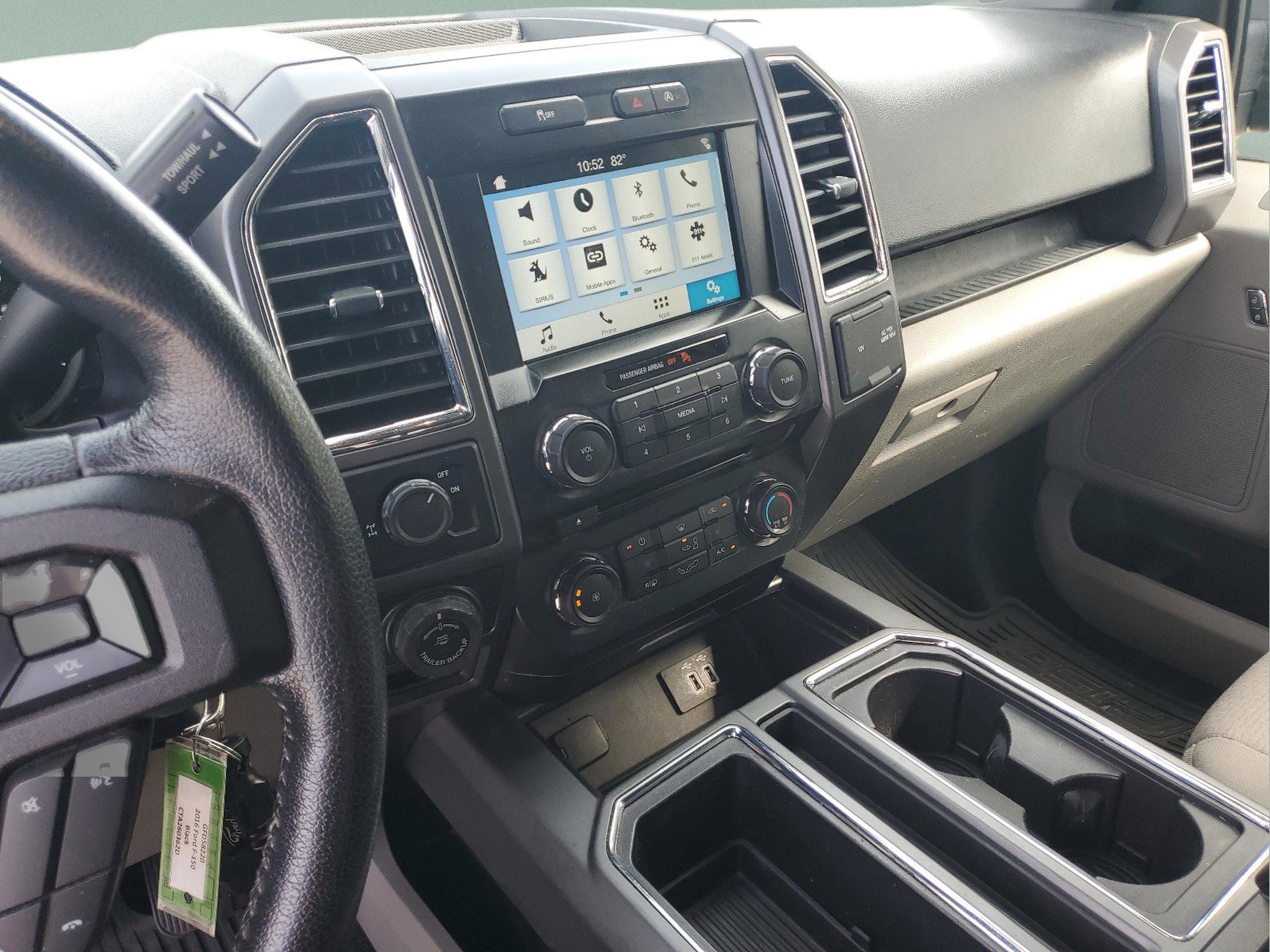 Used 2016 Ford F150 XLT w/ Equipment Group 302A Luxury image 25