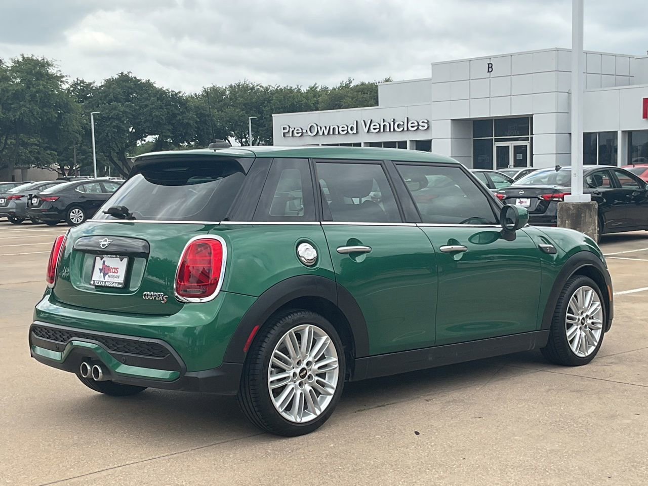 Used 2024 MINI Cooper S FWD image 4