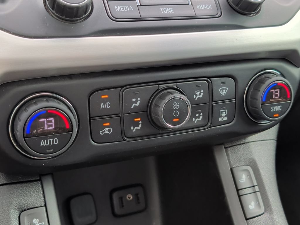 Used 2019 GMC Acadia SLT w/ Black Edition AWD/4WD image 23