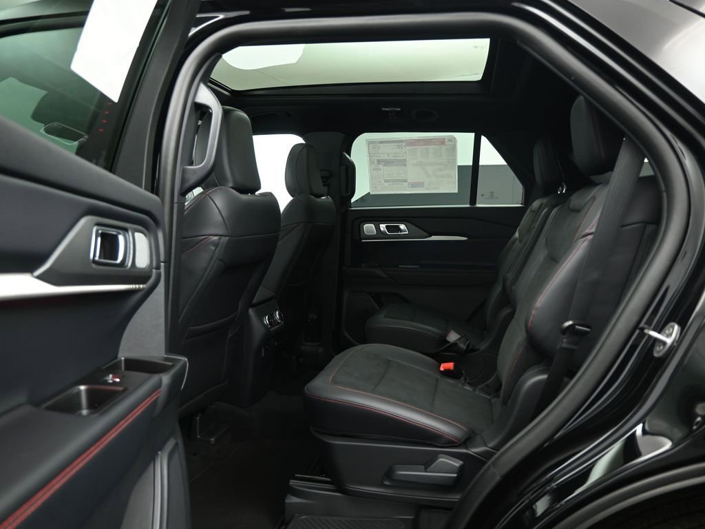 New 2026 Ford Explorer ST w/ Sun And Sound Package image 18