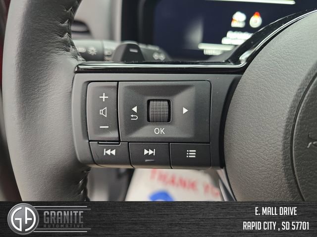 Used 2024 Nissan Rogue SL w/ SL Premium Package image 31